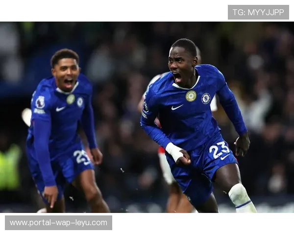 查洛巴力压赖斯头球破门，十人切尔西展现血性防守