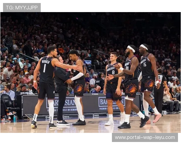 文班亚马高位低位结合打法，展现新时代内线战术多样性