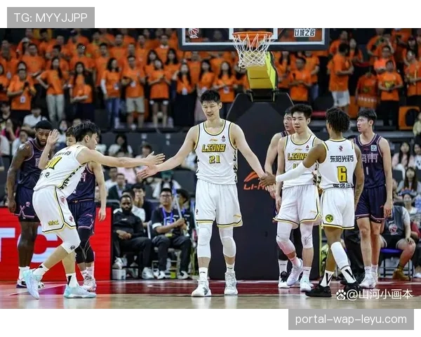 历史回顾：辽粤过去五个赛季季后赛交锋经典战役盘点